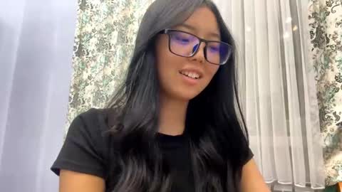 Snapshot of dennyglausier chatting on November 13, 2025, 5:45 pm Denny online show from November 13, 2025, 5:45 pm