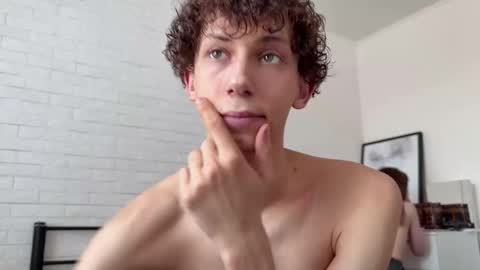 Snapshot of denobluora chatting on March 8, 2025, 10:11 am Jasper online show from March 8, 2025, 10:11 am