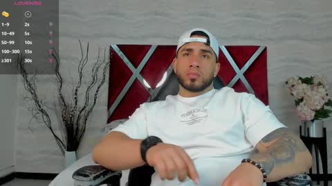 Snapshot of denvver chatting on September 23, 2025, 11:35 am Denver online show from September 23, 2025, 11:35 am