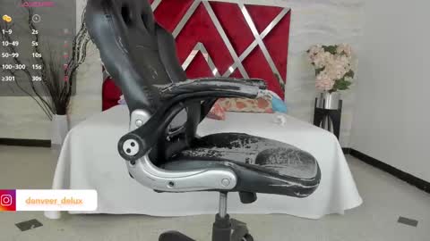 Snapshot of denvver chatting on September 30, 2025, 11:48 am Denver online show from September 30, 2025, 11:48 am