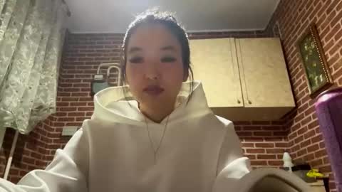 Emma online show from November 20, 2025, 1:11 pm