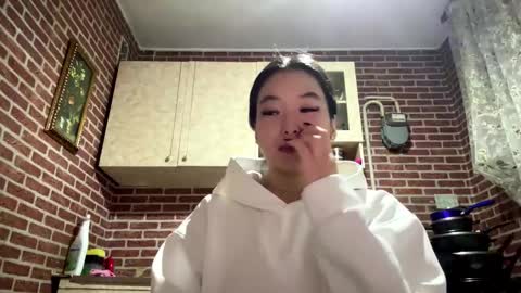 Emma online show from January 6, 2026, 2:10 pm