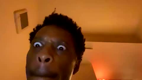 Snapshot of denzel_king3 chatting on November 9, 2025, 3:49 am Denzel King3 online show from November 9, 2025, 3:49 am