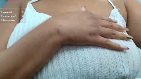 Snapshot of dephne_ chatting on December 9, 2024, 3:44 pm Dephne online show from December 9, 2024, 3:44 pm