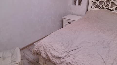 Snapshot of depraved_butterfly chatting on November 14, 2025, 3:22 pm Zaklin online show from November 14, 2025, 3:22 pm