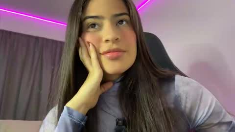 Dereck online show from November 25, 2025, 7:58 pm