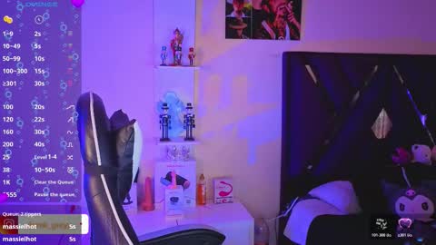 Snapshot of derek_grey1 chatting on February 3, 2026, 6:13 pm Derek independent online show from February 3, 2026, 6:13 pm