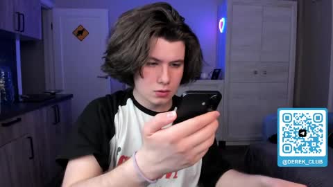 Derek online show from May 12, 2026, 10:29 pm