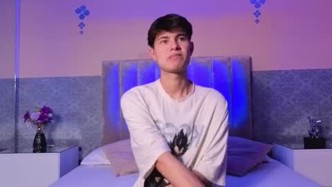 Snapshot of derek_sinn chatting on February 21, 2026, 7:48 pm derek_sinn online show from February 21, 2026, 7:48 pm