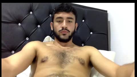 Snapshot of derek_smiith chatting on January 8, 2025, 10:48 am Derek smiith online show from January 8, 2025, 10:48 am