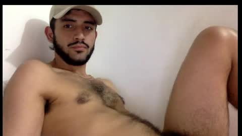 Snapshot of derek_smiith chatting on January 22, 2025, 9:10 pm Derek smiith online show from January 22, 2025, 9:10 pm