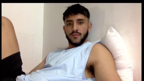 Snapshot of derek_smiith chatting on January 25, 2025, 6:02 pm Derek smiith online show from January 25, 2025, 6:02 pm