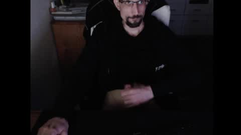 dermattes online show from April 11, 2026, 3:49 pm