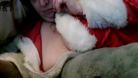 Snapshot of deroseblack chatting on December 20, 2024, 3:42 pm deroseblack online show from December 20, 2024, 3:42 pm