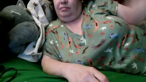 Snapshot of deroseblack chatting on January 1, 2025, 6:06 pm deroseblack online show from January 1, 2025, 6:06 pm