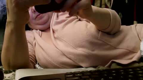 Snapshot of deroseblack chatting on February 11, 2025, 6:40 am deroseblack online show from February 11, 2025, 6:40 am