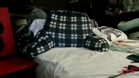 Snapshot of deroseblack chatting on November 10, 2025, 11:04 pm deroseblack online show from November 10, 2025, 11:04 pm