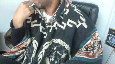 Snapshot of derrik_ chatting on October 1, 2025, 3:45 am online show from October 1, 2025, 3:45 am