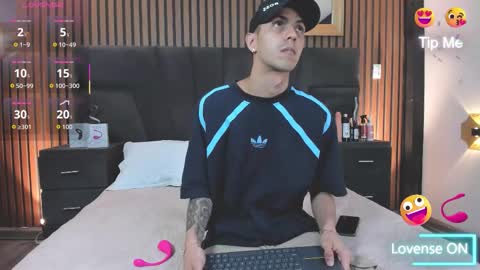 Snapshot of derrymeyers chatting on November 9, 2025, 7:28 am derrymeyers online show from November 9, 2025, 7:28 am