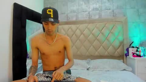 derrymeyers online show from December 16, 2025, 1:21 am