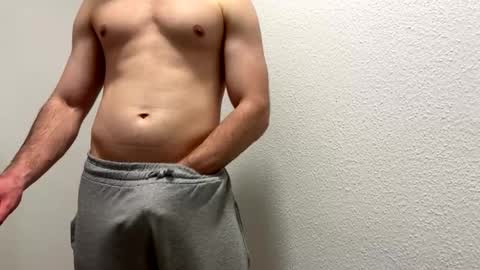 Tom online show from February 2, 2026, 10:08 pm