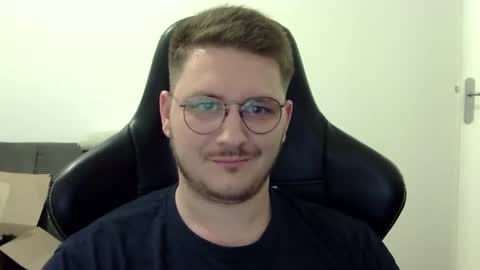 Snapshot of dervechi chatting on October 7, 2025, 9:01 pm dervechi online show from October 7, 2025, 9:01 pm