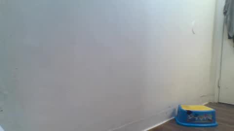 deseooscar420 online show from February 4, 2026, 7:09 pm