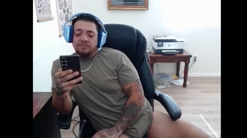 Snapshot of desertadventurer25 chatting on October 26, 2025, 6:03 pm desertadventurer25 online show from October 26, 2025, 6:03 pm