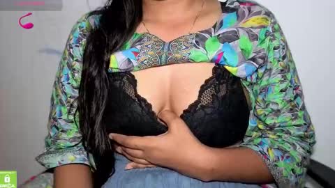 Snapshot of desicoupleshow chatting on October 19, 2025, 6:08 pm Eva and Adam online show from October 19, 2025, 6:08 pm