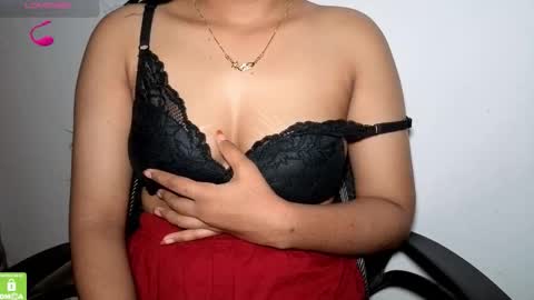 Snapshot of desicoupleshow chatting on October 30, 2025, 7:14 pm Eva and Adam online show from October 30, 2025, 7:14 pm