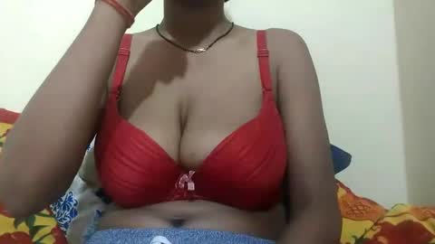 Snapshot of desiprincessaga chatting on January 15, 2025, 5:37 pm desiprincessaga online show from January 15, 2025, 5:37 pm