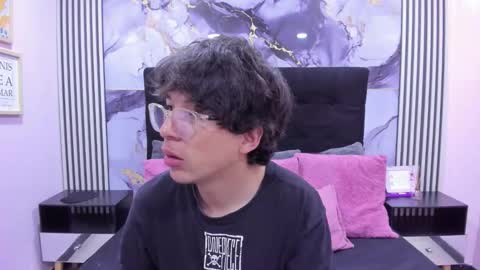 desire_ecstasy online show from November 30, 2025, 1:04 pm