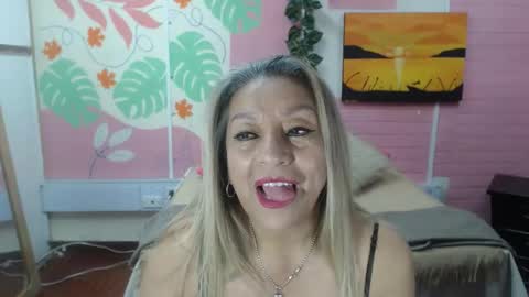 VALERIA online show from April 1, 2026, 4:04 pm