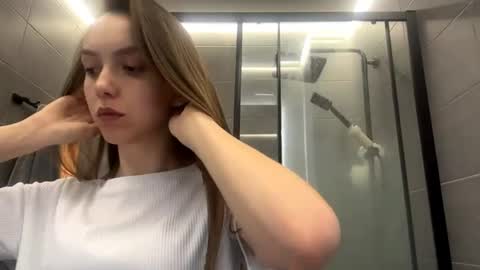 Ksenia online show from May 12, 2026, 2:41 am