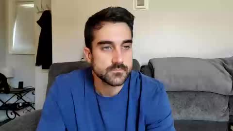 Snapshot of desmond4you chatting on September 10, 2025, 5:13 pm Desmond4You online show from September 10, 2025, 5:13 pm