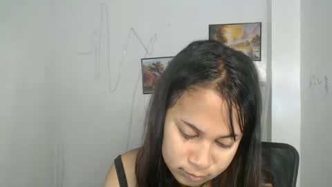 Snapshot of dess_morena chatting on June 17, 2026, 8:17 am Dess online show from June 17, 2026, 8:17 am