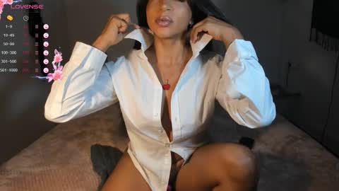 Destinne Mill online show from October 17, 2025, 2:41 pm