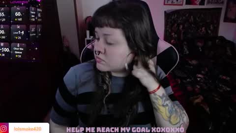 Snapshot of destroyall420 chatting on October 26, 2025, 7:42 pm Lola Bdsm and fries online show from October 26, 2025, 7:42 pm