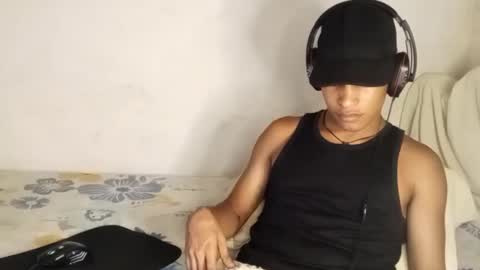 deus_steim online show from September 19, 2025, 5:31 am