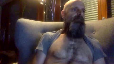 ooo  Devil Dark  ooo online show from May 6, 2026, 7:02 am