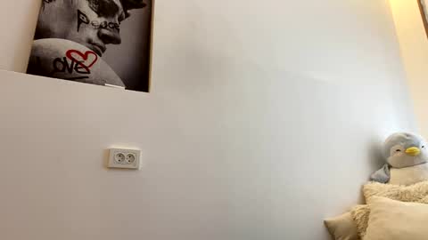 Emily online show from February 15, 2026, 7:51 am