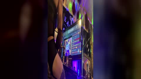 devilinsidedaisy online show from June 24, 2026, 2:32 am