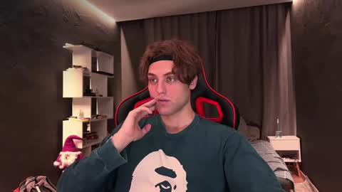 Snapshot of devilnut1 chatting on November 12, 2025, 6:36 am devilnut1 online show from November 12, 2025, 6:36 am