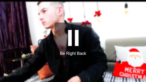 devin_ho online show from December 23, 2024, 11:39 pm