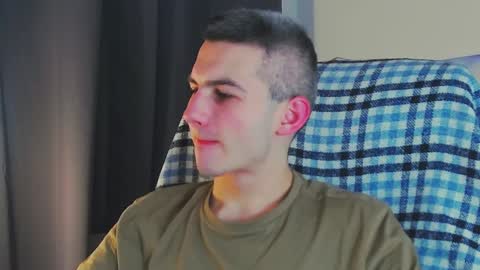 devin_ho online show from January 17, 2025, 1:56 pm