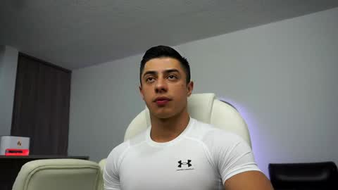 Devin Hunter online show from January 25, 2025, 11:43 pm