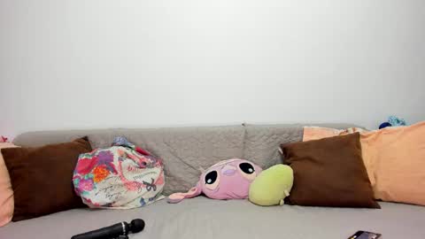 Snapshot of devinesex chatting on November 18, 2025, 7:13 am Misha online show from November 18, 2025, 7:13 am