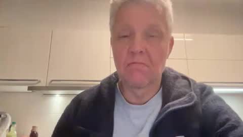 Snapshot of devon_nite chatting on November 13, 2025, 12:53 am Devon online show from November 13, 2025, 12:53 am