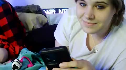 devykitten online show from April 7, 2026, 7:25 pm