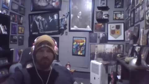 Snapshot of deweycoxx chatting on April 8, 2026, 7:03 pm deweycoxx online show from April 8, 2026, 7:03 pm